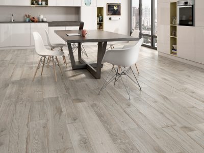 Porcelanato tipo madera - sala